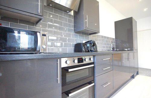 Entire Building - Suite of 3 Premium Apartments - Celebration bookings welcome - Foto 23