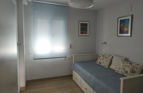 IDEAL FAMILIAS - Apartamento de 3 habitaciones completamente renovado - Foto 23