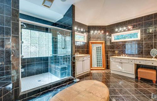 Theater Room and Gazebo Luxury Retreat in Ellenwood - Foto 18