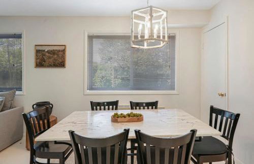 Crystal City Boutique Flats 2BR - Free Parking 2878 - Foto 10