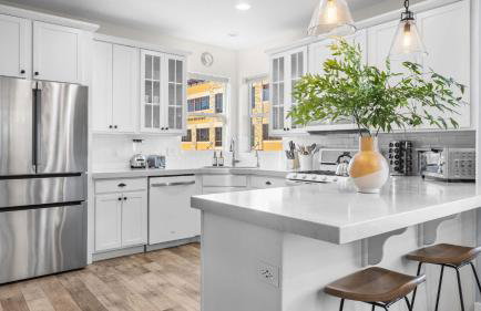 Rooftop Deck w Hot Tub Near Dining Ski Slopes The Lookout by AvantStay - Photo 5