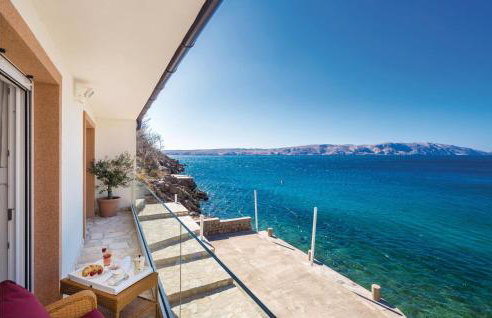 Lovely Home In Josinovac With Wifi - Photo 6