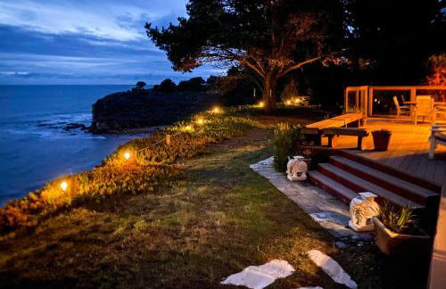 Oceanfront Point Arena House with Lovely Deck! - Foto 43