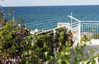 House with a Terrace and a Sea View in Savelletri - Foto 14