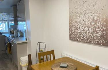 The Lions Den flat at the red lion public house. - Foto 1