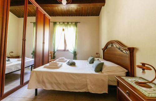 Calàmi - Villa Romeo - Private Apartments with Pool, Seaview & Olive Grove - Foto 54