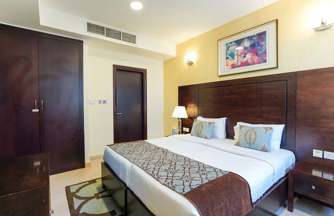 City Stay Residences - Photo 12