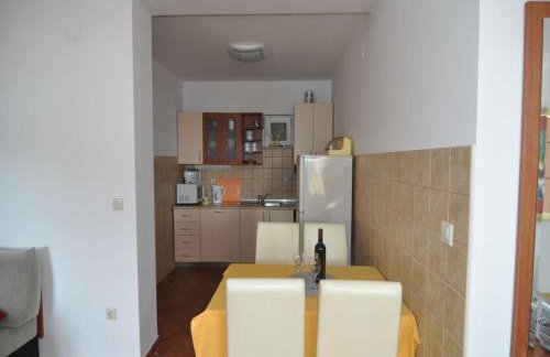 Holiday home Marina- beachfront, sea view and free parking - Photo 27