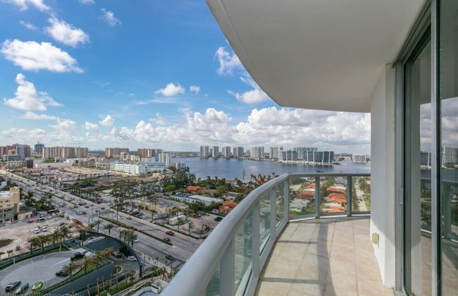 2 Br Luxury Suite In Marenas Beach Resort 2 Bedroom Condo by RedAwning - Foto 24