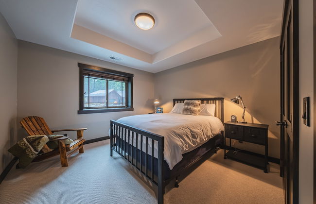 Chateau Fortine Retreat for 6! - Photo 13