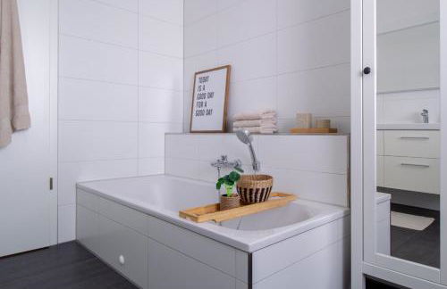 Penthouse-Ferienwohnung Wolfsburg mit Dachterrasse WLAN Smart-TV überdachter Parkplatz Wallbox - Foto 36