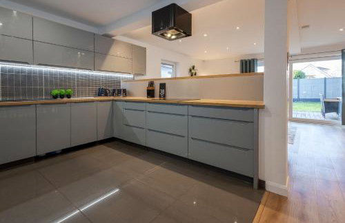 Private Luxe Bournemouth 5BR-7 Beds-3 Bath-Garden-Parking - Foto 7