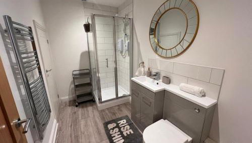 Apartment 1 The Baileys Cwm 2 Bedroom Sleeps 4 - Foto 2