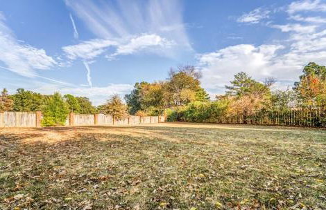 Minutes from the Airport - Wonderful Warrington - Photo 8