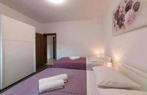 Nany-Villa with heated pool - Foto 13