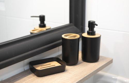 Chic & Calm apartment 3 minutes walk to Rafina Beach - Foto 9