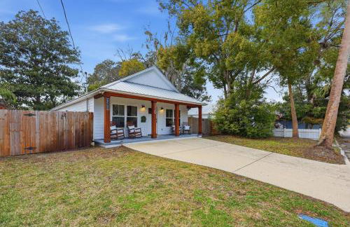 Cozy Coastal Cottage Minutes to Beach and Downtown - Foto 46