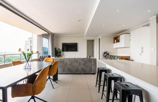 Sandton Smart Apartment Seventeen - Photo 13