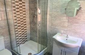 The Lodge a beautiful barn conversion with 3 ensuite bedrooms on the edge of Cannock Chase - Foto 32