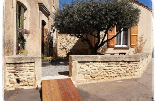 Les Gîtes sous l' Olivier en Camargue - Photo 6