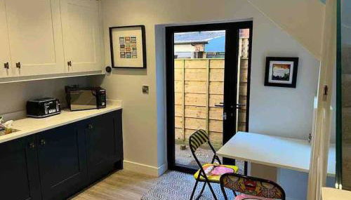 Squirrels Leap - beautiful one bed apartment - Photo 2