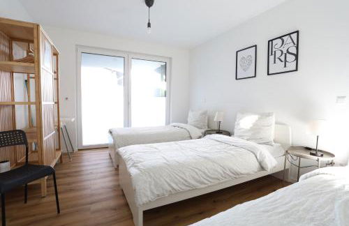 Apartment "Paris" in Erftstadt - 3 Zimmer & 77qm - nahe Köln, Messe, Phantasialand & Bonn - Familienurlaub oder Business Trip - Foto 5