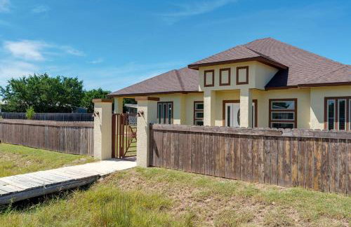 Charming Family Getaway Near Medina River - Foto 32