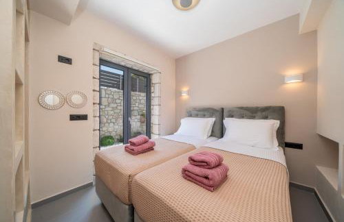 Luxury Stone Villa Aris, ideally located just a 5-minute walk from restaurants and shops - Foto 27