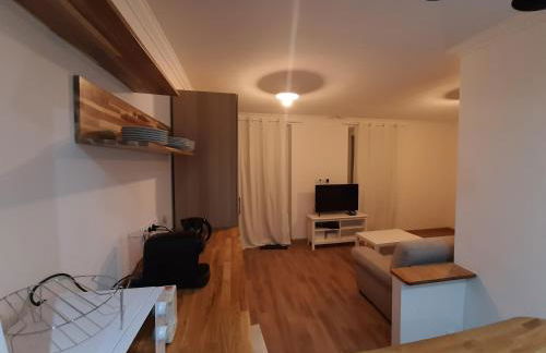 Appartement 2 pièces, proche RER, Bus et chateau - Foto 8