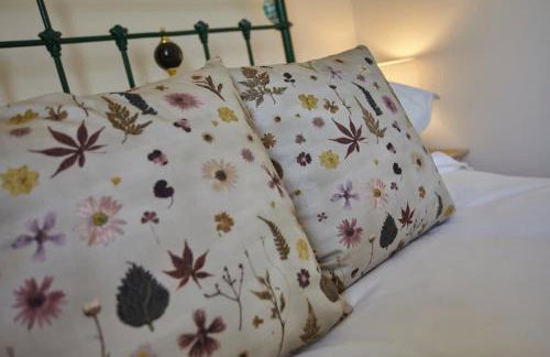 The Old Post Office Private Parking & Garden - Foto 6