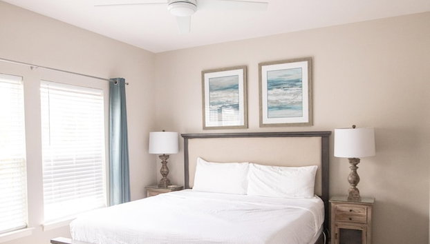 Sunset Shenanigans - Easy walk to the beach easy bike ride to Seaside - Foto 3, Habitación