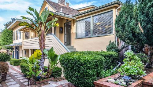 3798 Cedar Place apts - Photo 1