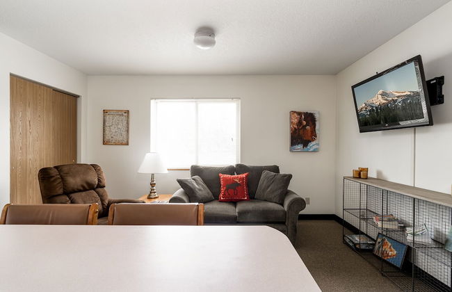 Bison at Buffalo Jump - Photo 11