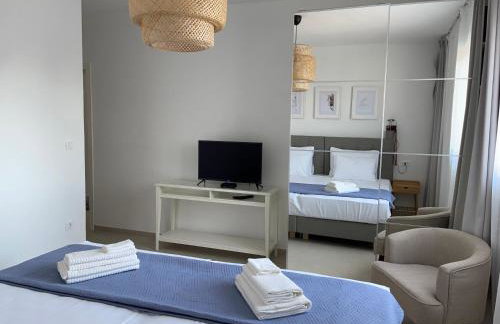 Exclusive Seafront Suite with jacuzzi - Foto 43