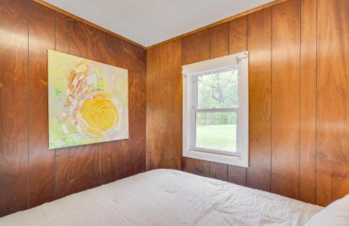 Secluded Lakefront Gem on 300 Acres in Webster - Foto 13