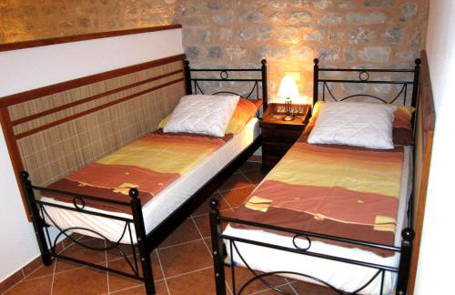 Estia Holiday - Foto 21