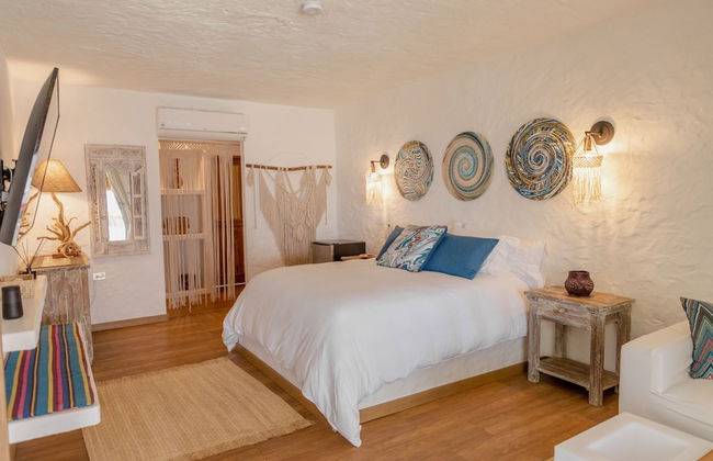 Bora Bora Cartagena - Photo 3