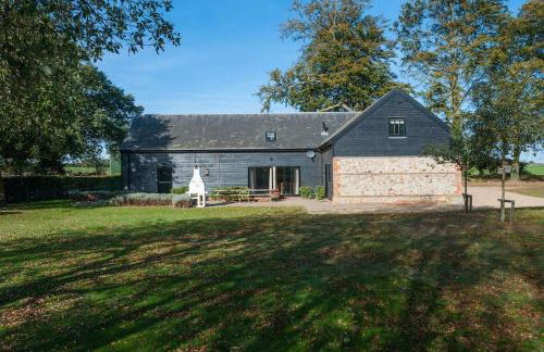 Marshlands House, Sleeps 16 - Country barn with hot tub - Foto 20