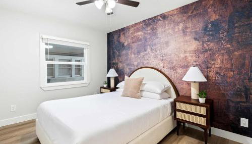 Updated Historic Suite with Queen Bed and Kitchen - Foto 3