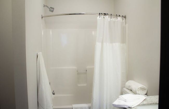 Stunning 4-BR Houses with On-Site Pool - Foto 27