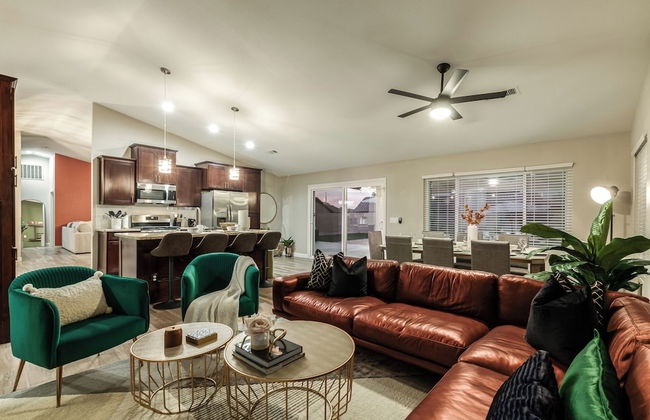 The Golden Cactus Phoenix - Photo 17