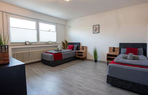 Serviceroom24 - Apartment 2 in Gladbeck WLAN - Smart-TV - 24-7 Check-in und Küche - Foto 4