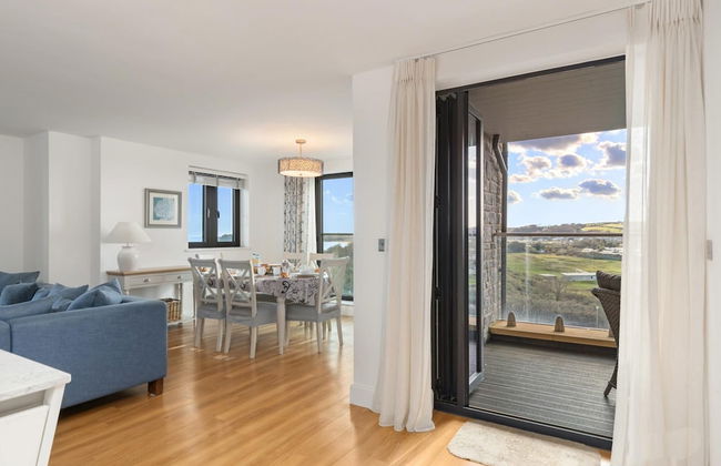 Apartment 8 Waterstone House - Luxury Apartment, Sea Views, Pet Friendly - Photo 35