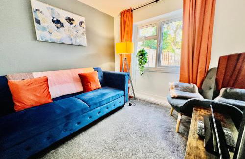 4 Bedroom House in the Heart of Basildon 2 mins to Town Center I Weekly or Monthly Stay Offer I Free Parking I Sleeps 7 - Foto 1