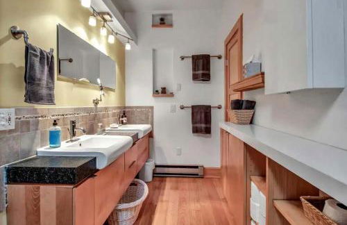 Rustic Cabin Wood Fireplace & Large Deck - Foto 27