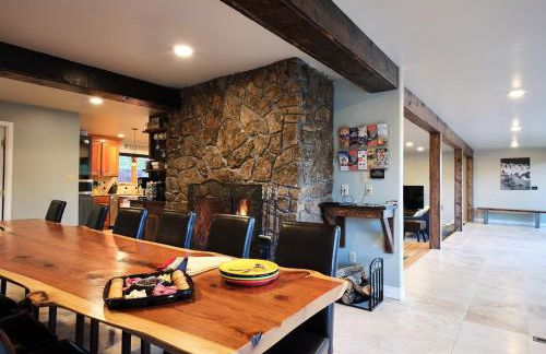 Amazing Views, Amazing Modern Broadmoor Home - Foto 19