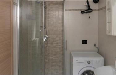 EnjoyIseoLake - Cherubino - Nice 2 floors apartment with pool, terrace and a terrific lake view - Photo 25