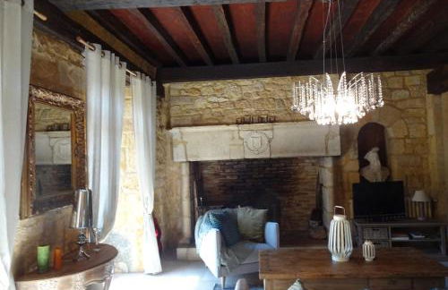 Château à Gourdon dans le Lot - Photo 10