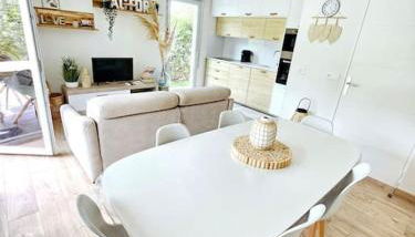 Mandelieu vacances RDC jardin, piscine, parking 2 chambres - Foto 4