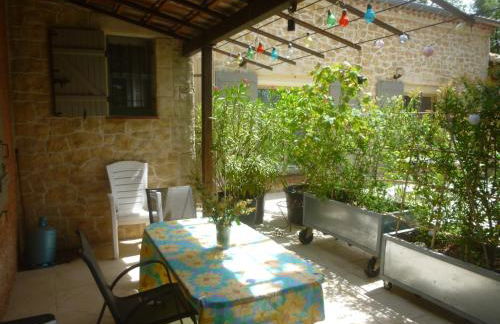 PROVENCE SOLEIL LUBERON PISCINE - Photo 3